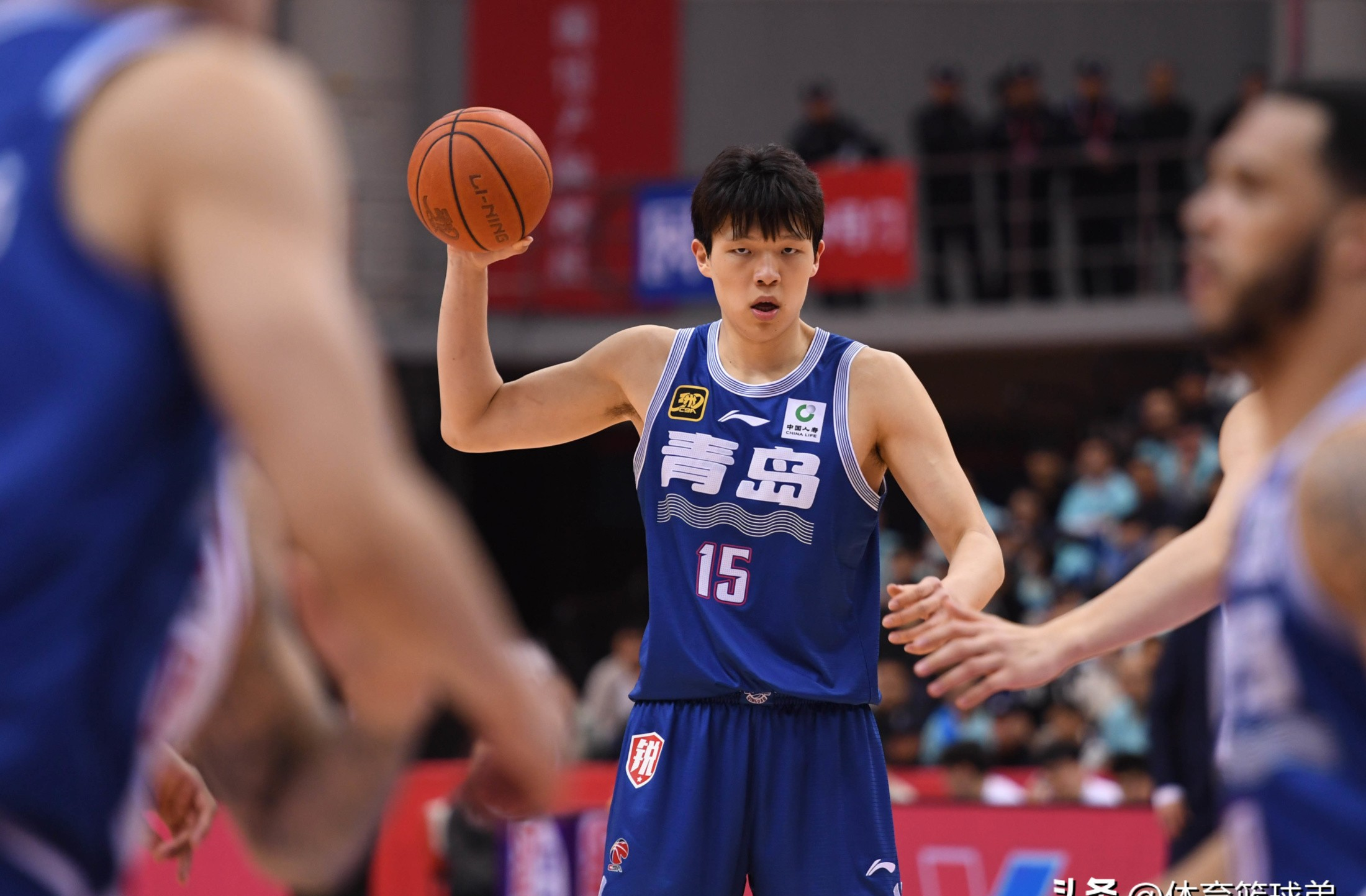 DB多宝体育-中国男篮将去西班牙拉练杨瀚森打夏联曾凡博康复(中国男篮差点干翻西班牙)
